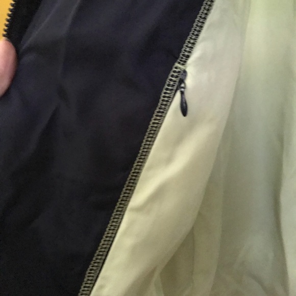 Reversible light jacket - Picture 6 of 7